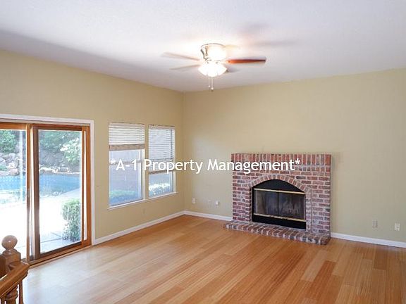 5th image of 121 Bayline Cir