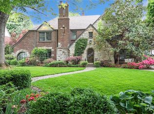 6432 High Dr, Mission Hills, KS 66208