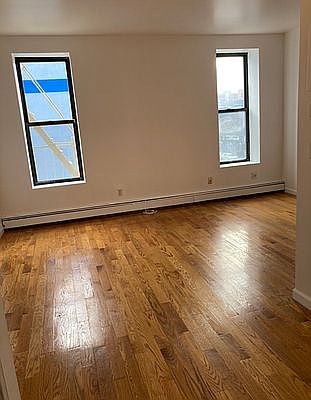 1st image of 201 E 118th St APT 3
