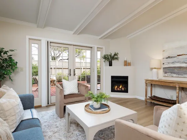 180 Hacienda Pl, Carmel, CA 93923