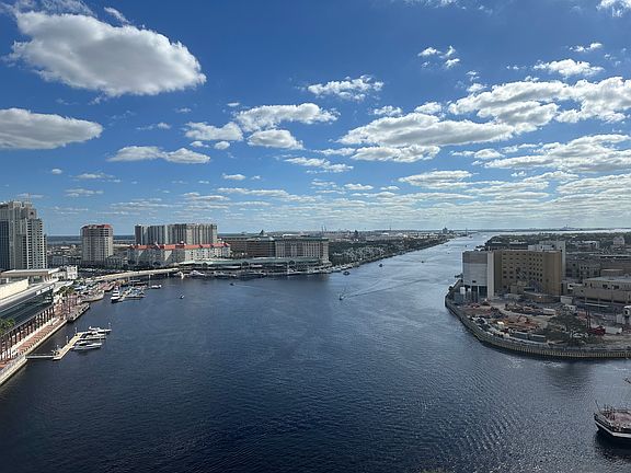 4th image of 275 Bayshore Blvd