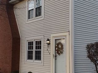 624 Kingswood Dr, Evansville, IN 47715
