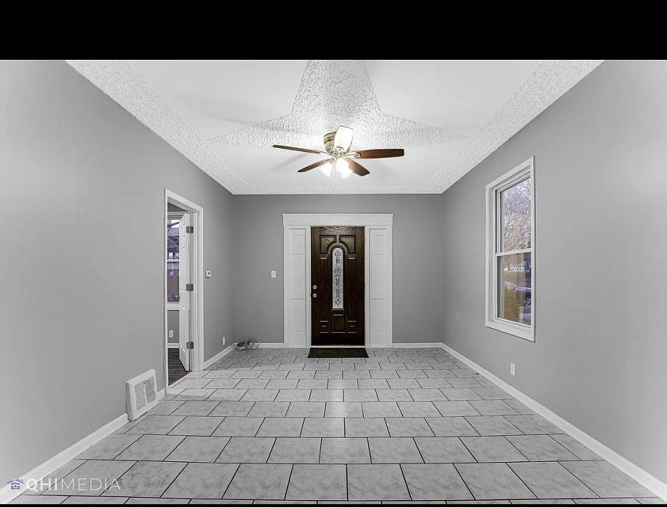 1st image of 2719 Walnut St #1