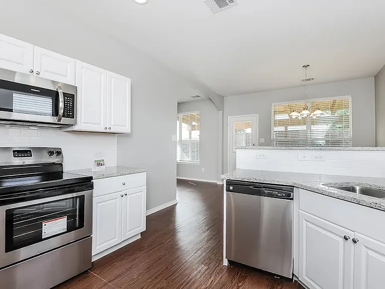11944 Brown Fox Dr — Photo 2