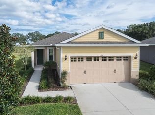 21948 Belgian Ct, Mount Dora, FL 32757