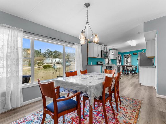5th image of 1425 Country Pond Ln