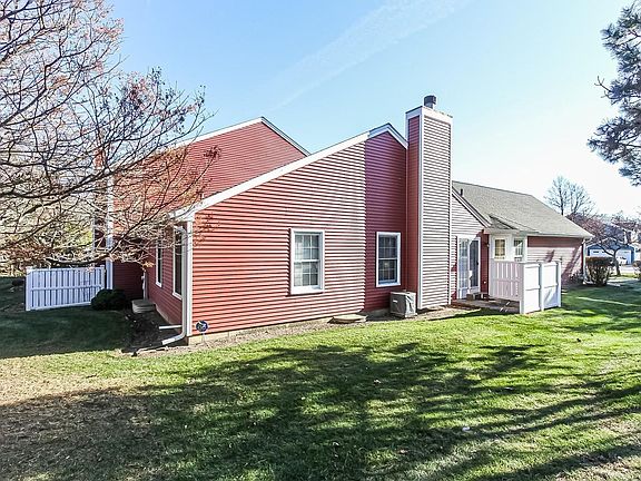 2nd image of 126 S Neville Ct
