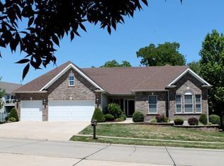 4025 Stonecroft Dr, Saint Charles, MO 63304