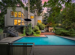 3035 SW 55th Dr, Portland, OR 97221