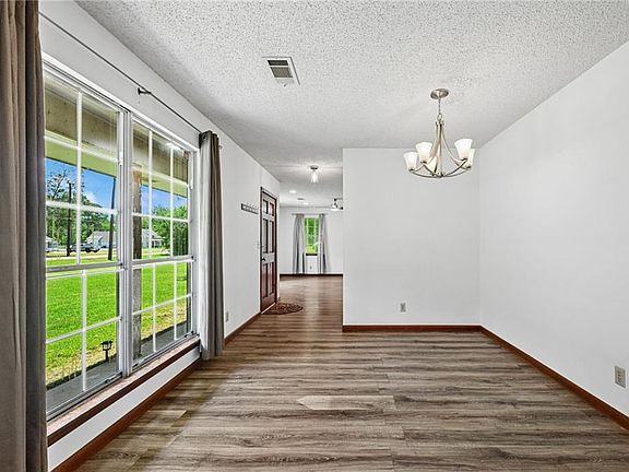 5th image of 46471 Milton Rd