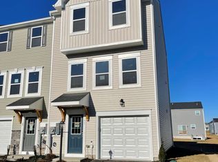 73 Trotting Rd, Inwood, WV 25428