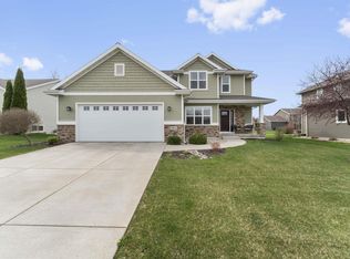 882 Sumac St, Oregon, WI 53575