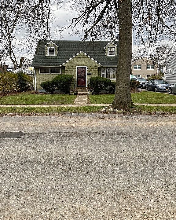 1st image of 413 Coolidge Ave