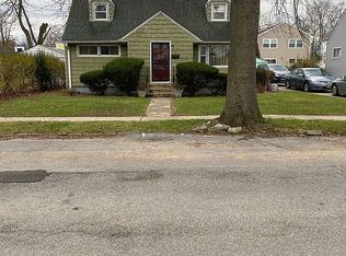 413 Coolidge Ave, Rockville Centre, NY 11570