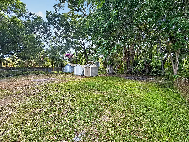 6416 N Orleans Ave — Photo 21