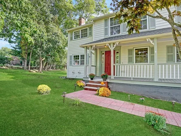 117 Kendall Rd, Tewksbury, MA 01876