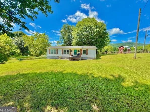 2206 Skitts Mountain Rd, Cleveland, GA 30528