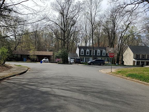5th image of 4102 Cindy Ln