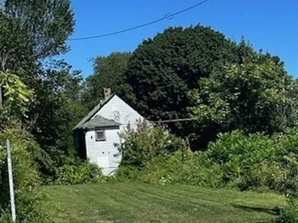 7305 Montgomery Ave, Cleveland, OH 44104