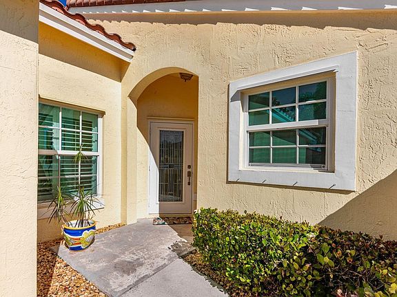 3rd image of 18921 NW 10 Street