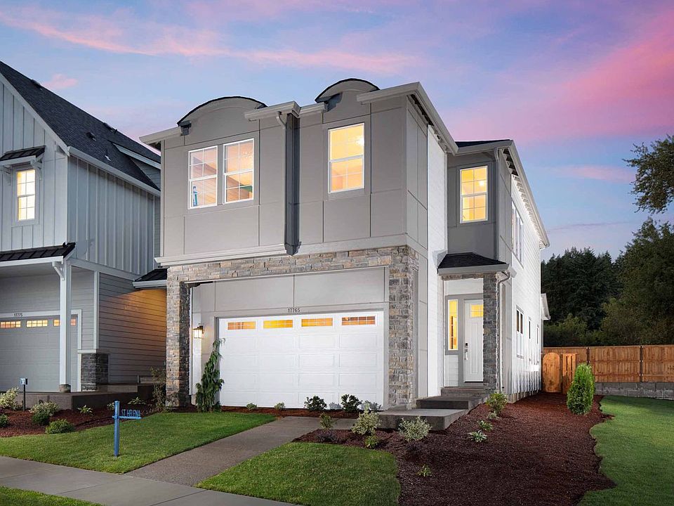 St. Helena Plan - Front Exterior