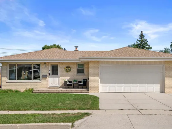 4978 S 24 STREET, Milwaukee, WI 53221