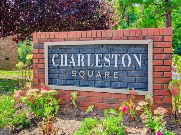 5662 Kingsport Dr, Sandy Springs, GA 30342