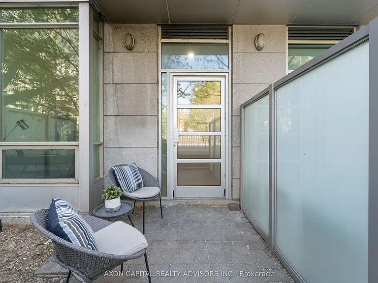 350 Wellington St W #G04 — Photo 29