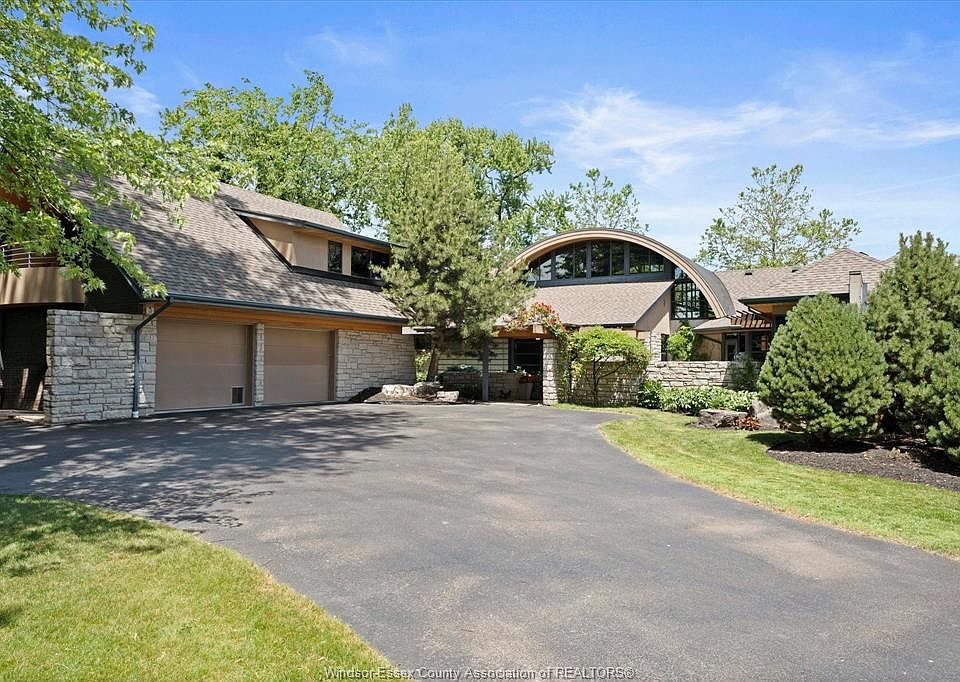 1st image of 450 Russell Woods Rd