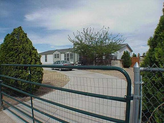 2nd image of 732 Sunny Sands Dr