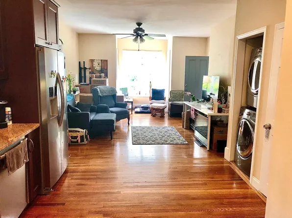 9 Jaques St #1, Somerville, MA 02145