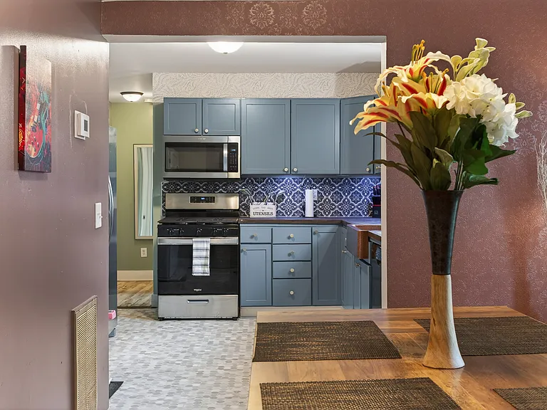 700 Broadway Ave NW #2 — Photo 23