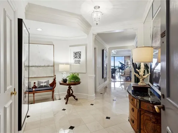 2660 Peachtree Rd NW APT 31C, Atlanta, GA 30305