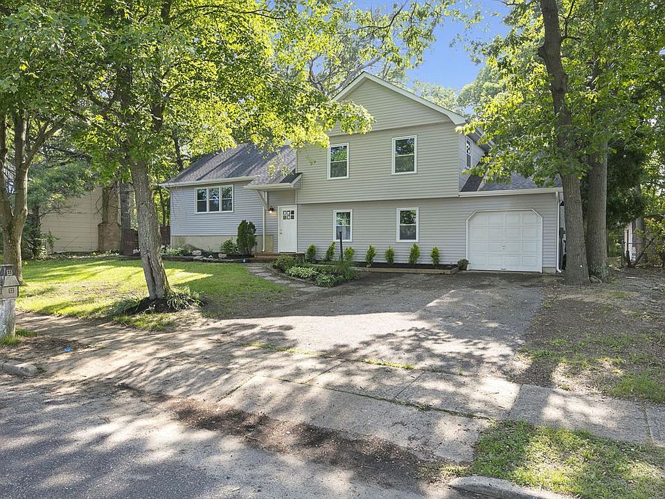 1st image of 1666 Hidden Ln