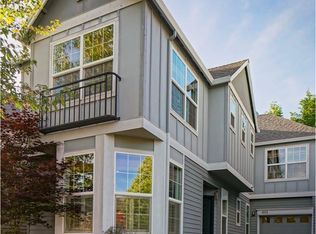 993 SE Tamango St, Hillsboro, OR 97123