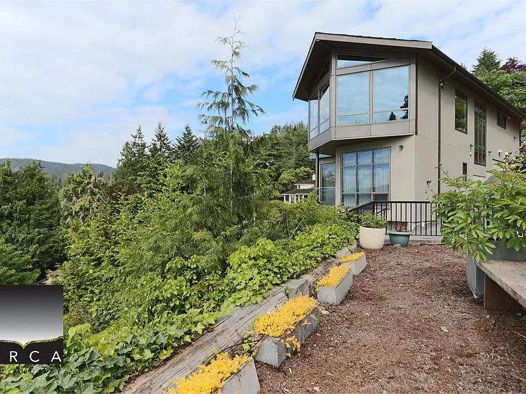 5134 Pitcairn Pl — Photo 47