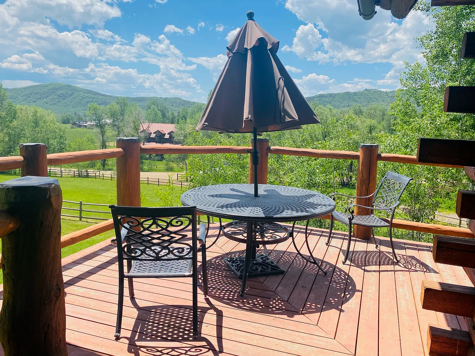 4 bed, 3695 sqft, $5,000 — Photo 3