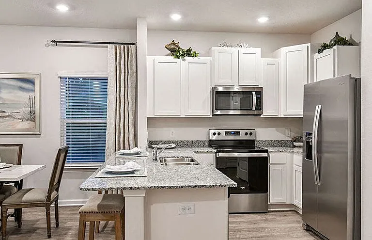 Walton's Landing Townhomes — Photo 2