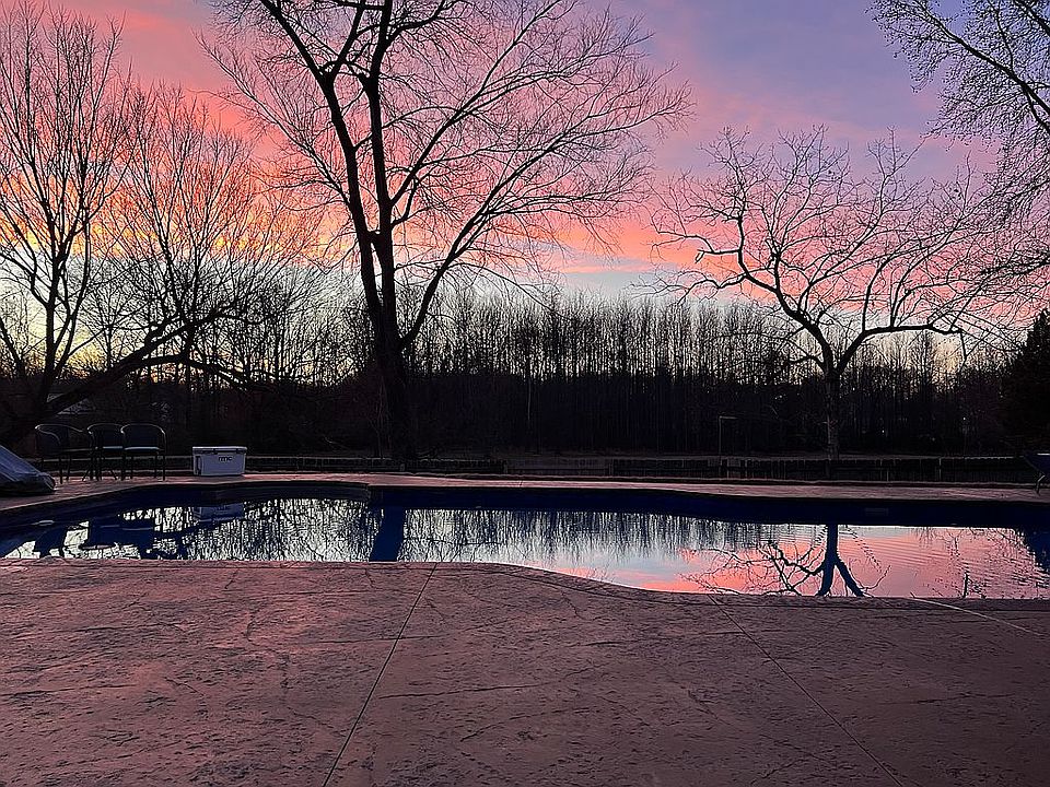 1st image of 5489 Stansbury Ln