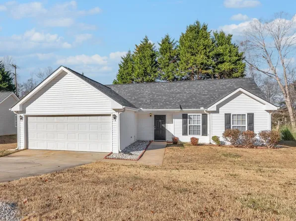 3 Rivereen Way, Simpsonville, SC 29680