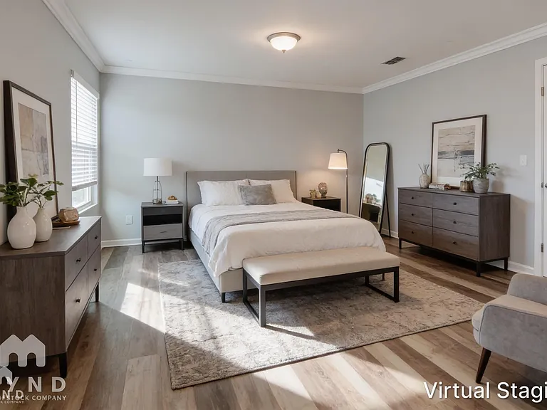 7352 Townsend Village Ln — Photo 3