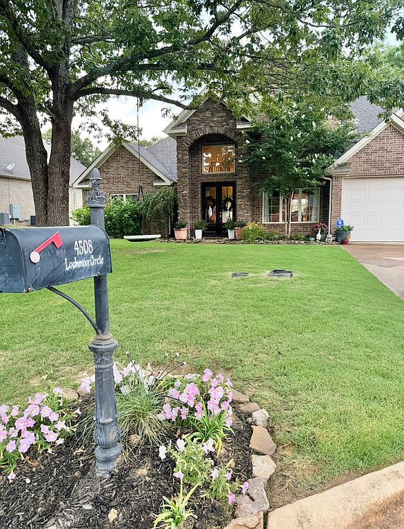4508 Lochmoor Cir - Property Image