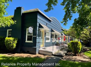 2114 SE Caruthers St APT 9, Portland, OR 97214