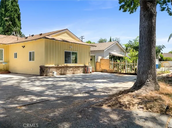 18947 Cantlay St, Reseda, CA 91335