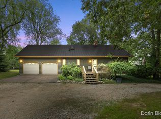 996 Prairie Creek Rd, Ionia, MI 48846