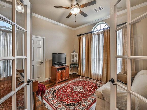 Lovely room to work or just sit and  listen to the piano