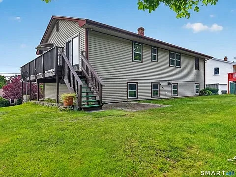 3 bed, 2816 sqft, $1,000 — Photo 3