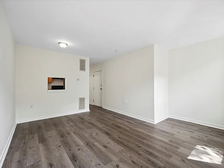 2036 N 32nd St #B — Photo 8