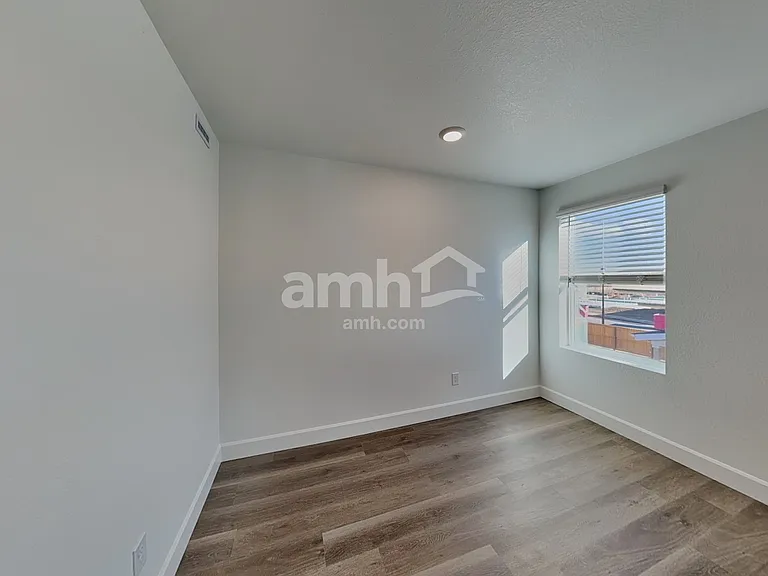 10067 Atchinson Ct — Photo 20