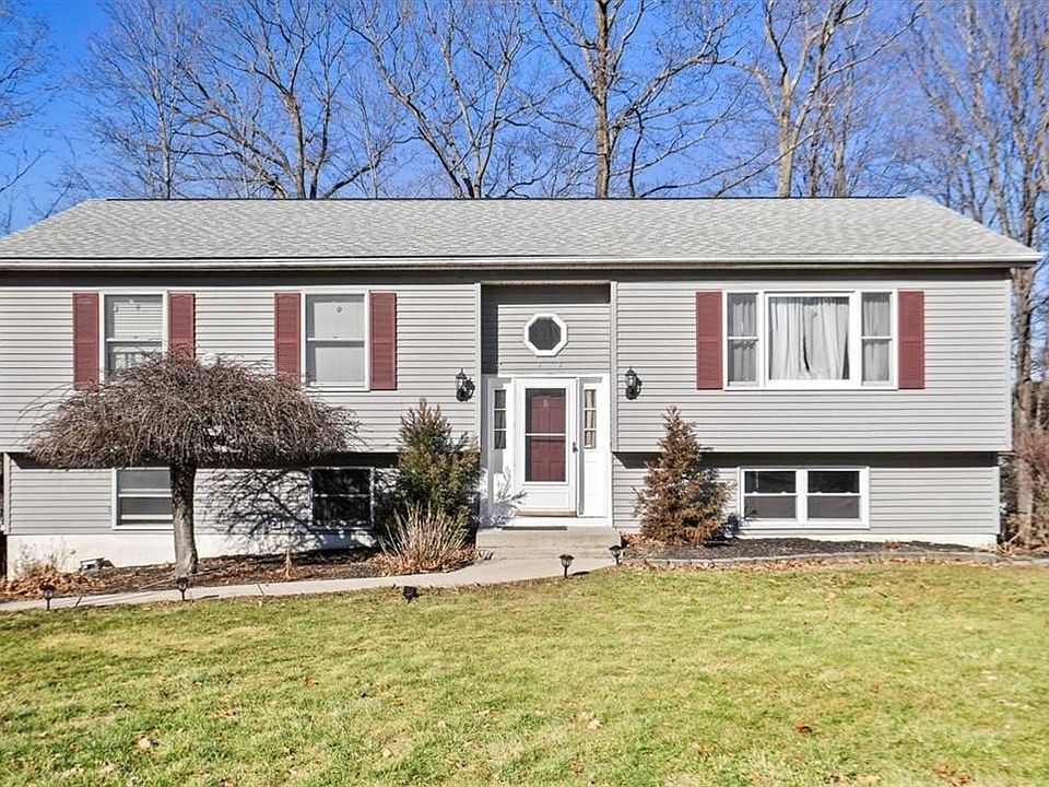 1st image of 6 Massachusetts Drive